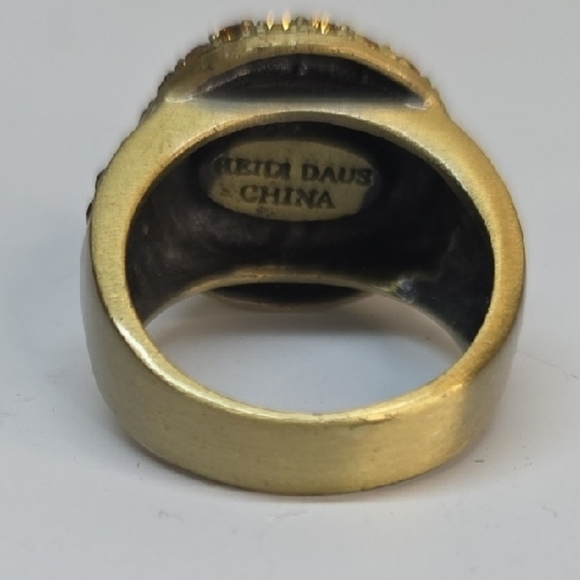 Vintage Heidi Daus crystal rhinestone and Carnelian statement cocktail ring. - Picture 3 of 5